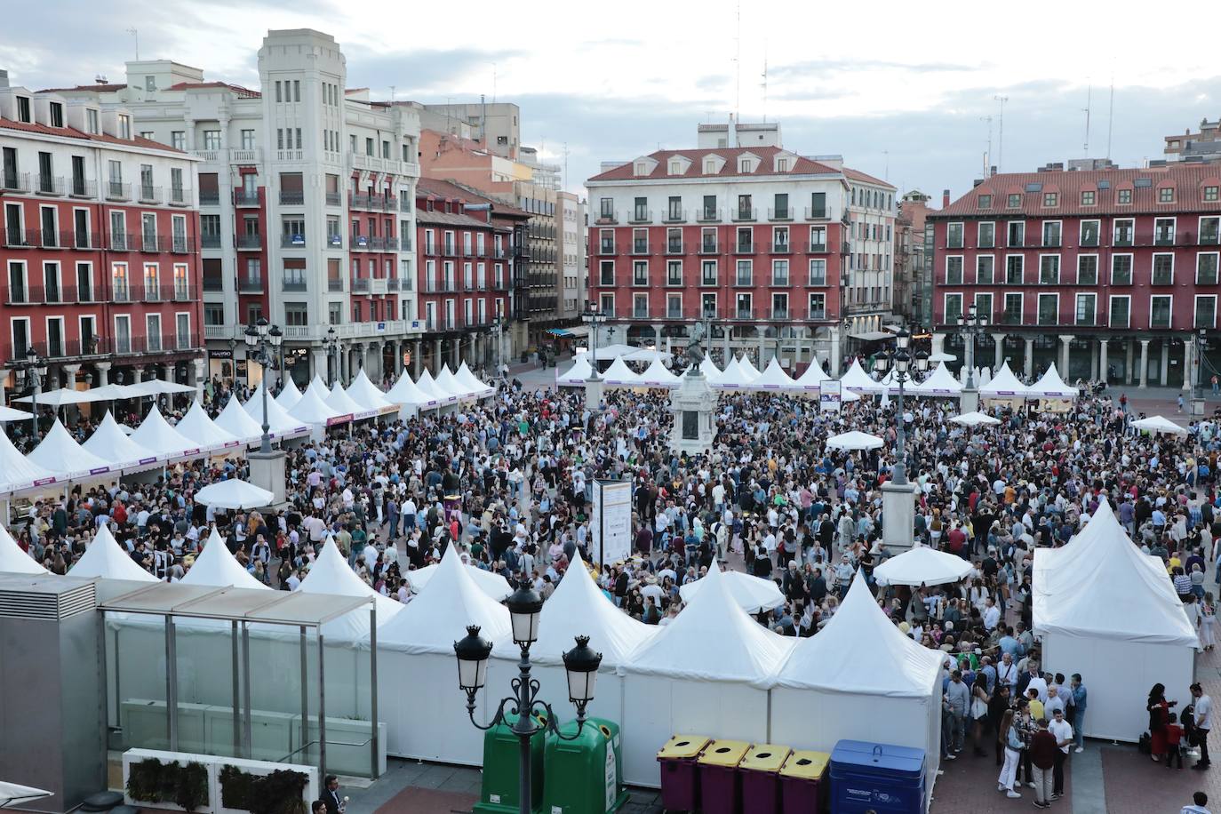 Tercera jornada de Valladolid. Plaza Mayor del Vino. 