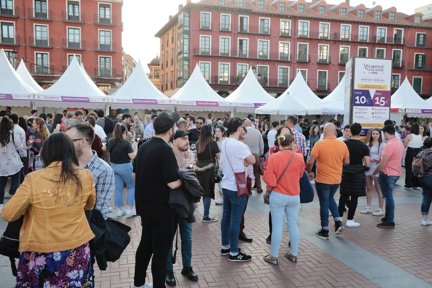 Tercera jornada de Plaza Mayor del Vino. 