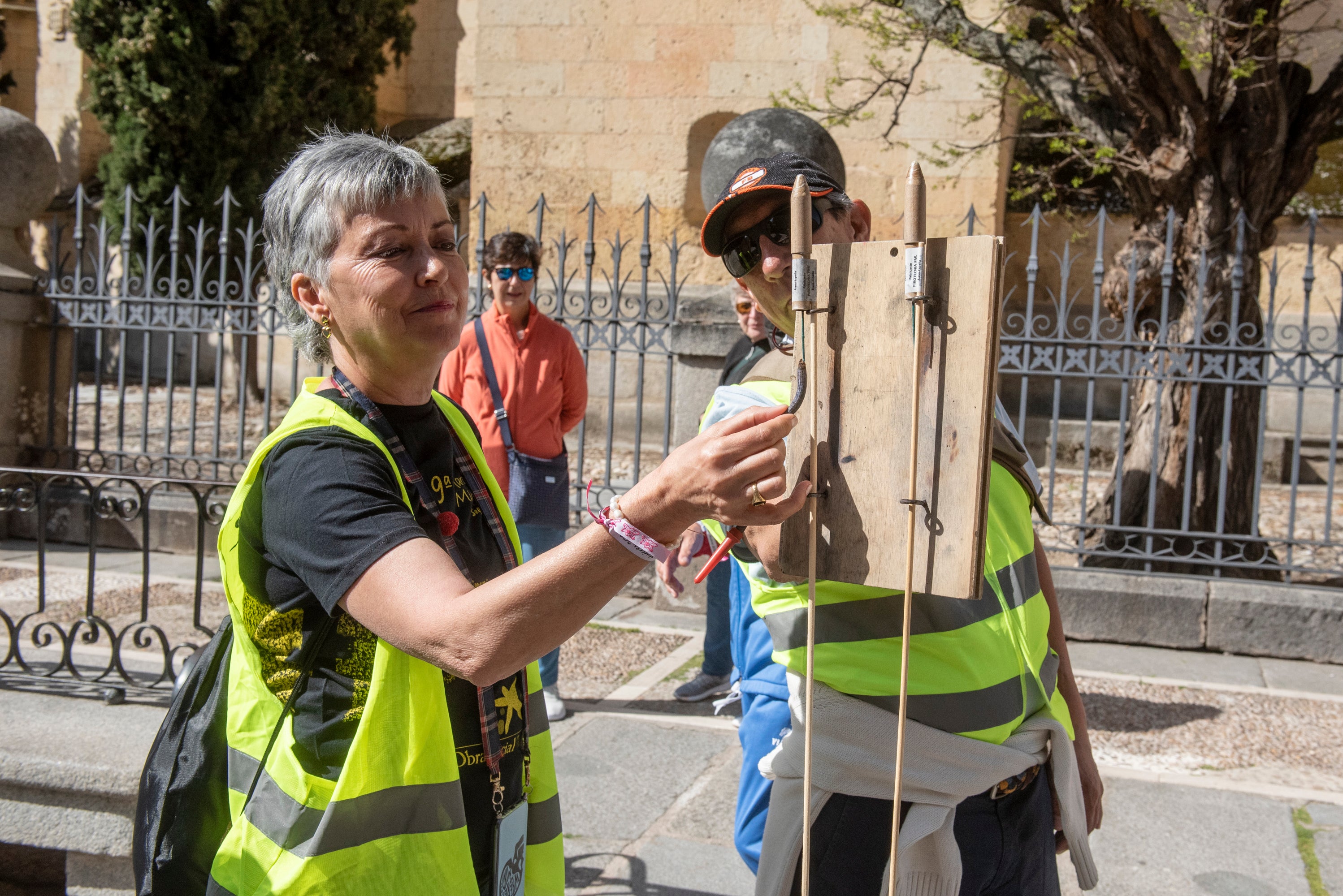 Cientos de mujeres marchan este 1 de mayo por las calles de Segovia.