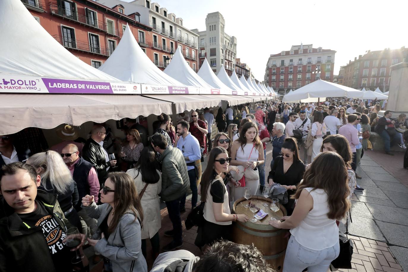 Fotos: Segunda jornada de Plaza Mayor del Vino en Valladolid (4/4)