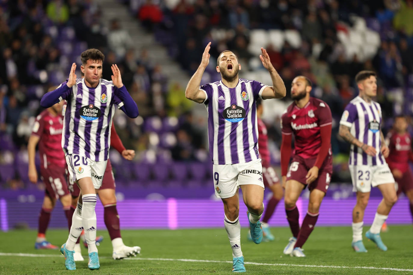 Las imágenes del encuentro entre el Real Valladolid y la Real Sociedad. 