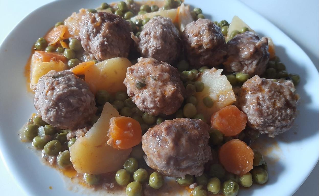 Receta de albóndigas en salsa