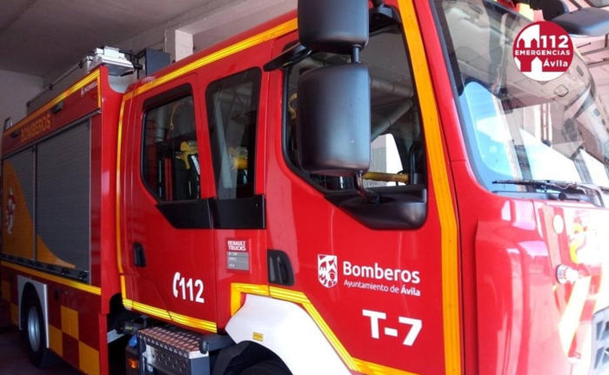 Un camión de los bomberos de Ávila. 