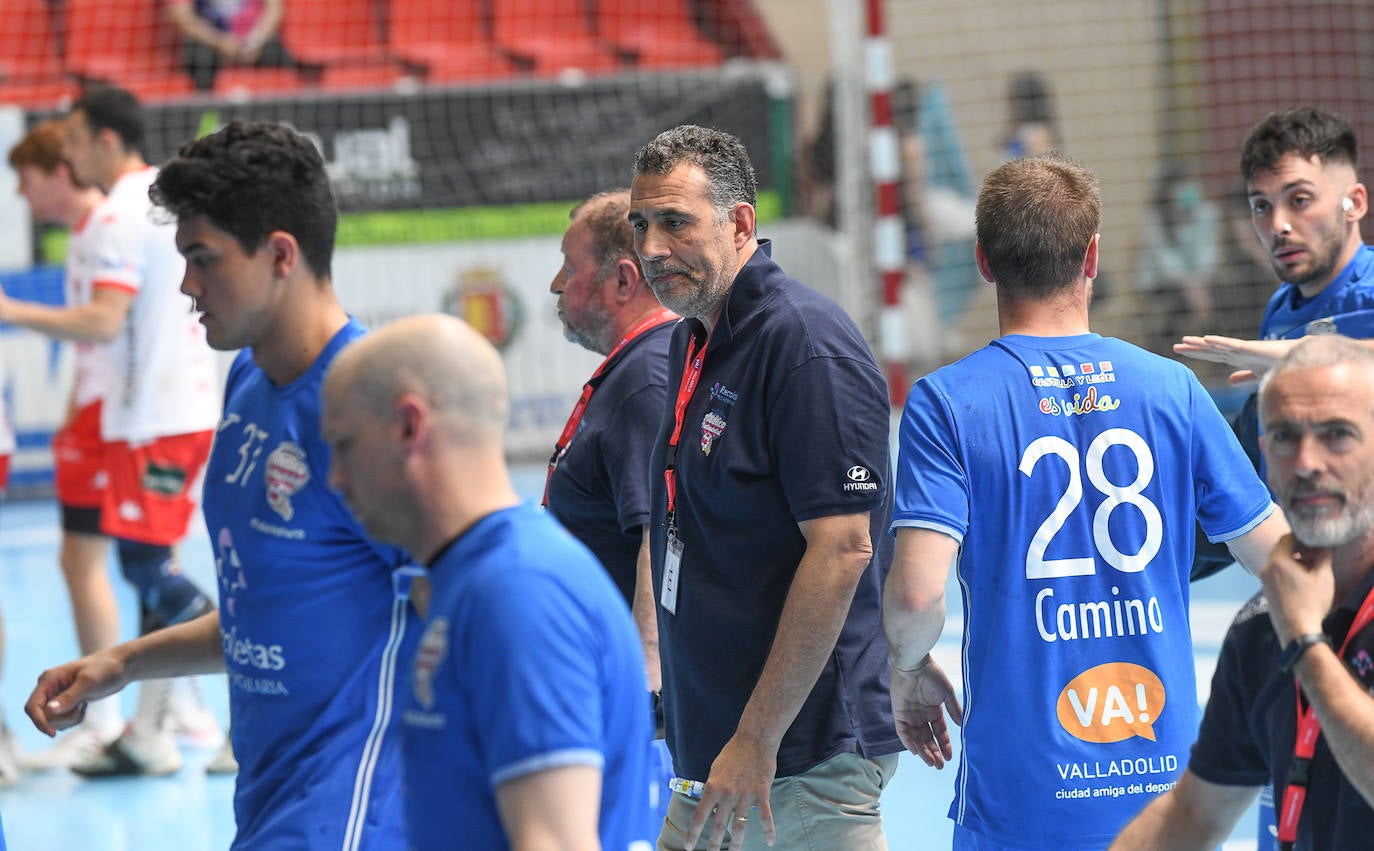 Fotos: Recoletas 28-28 Balonmano Nava (2/2)