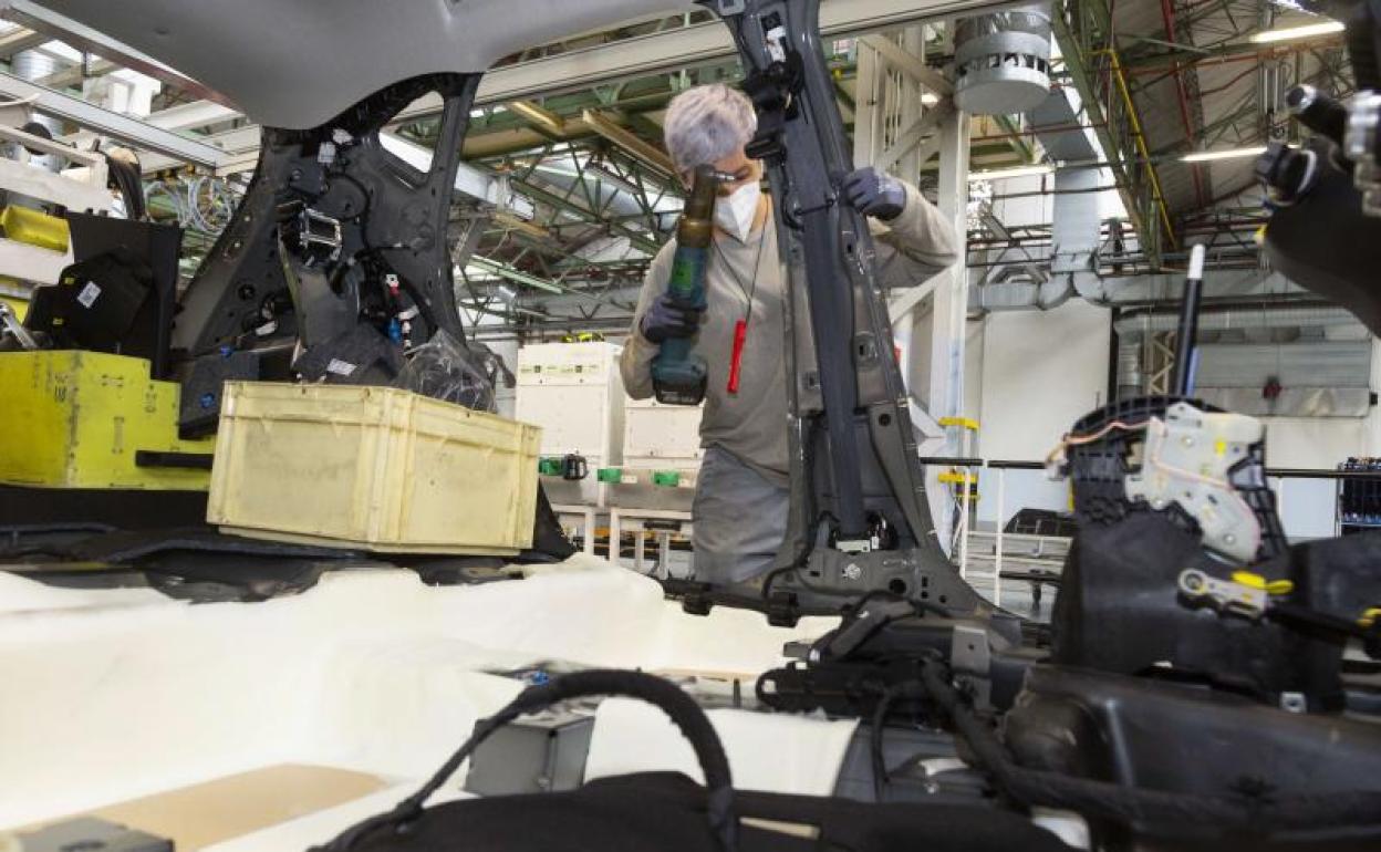 Montaje del Renault Captur en la factoría de Valladolid.