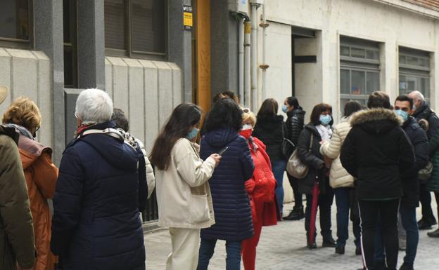 El Colegio de Enfermería de Castilla y León acusa a la presidenta de Valladolid de «faltar a la verdad» 