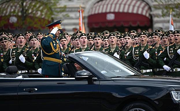 Putin, ante el problema de reemplazar las abultadas bajas en Ucrania