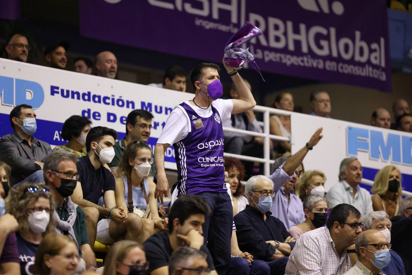 Fotos: Partido entre el Real Valladolid Baloncesto y el Cáceres (92-75)