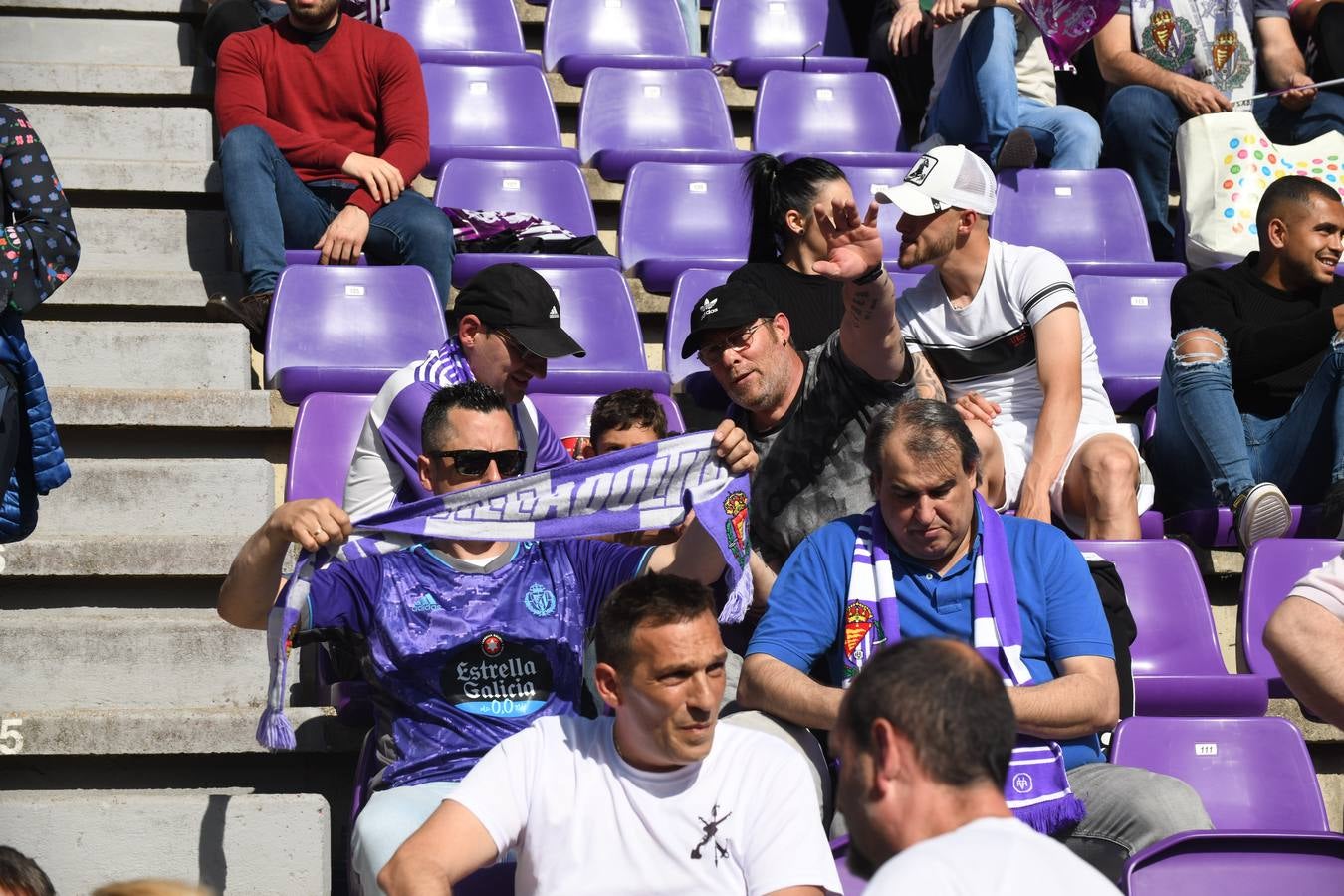 Fotos: Búscate en la grada del Zorrilla (1/6)