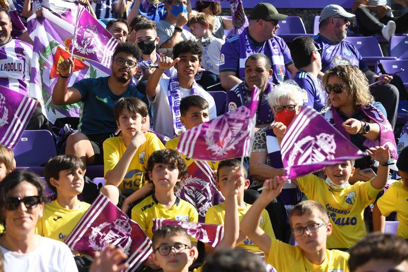 Fotos: Búscate en la grada del Zorrilla (2/6)