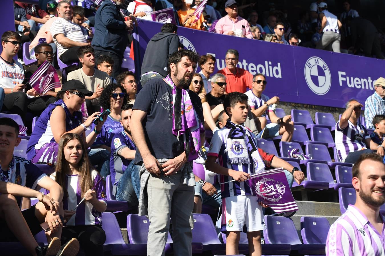 Fotos: Búscate en la grada del Zorrilla (5/6)