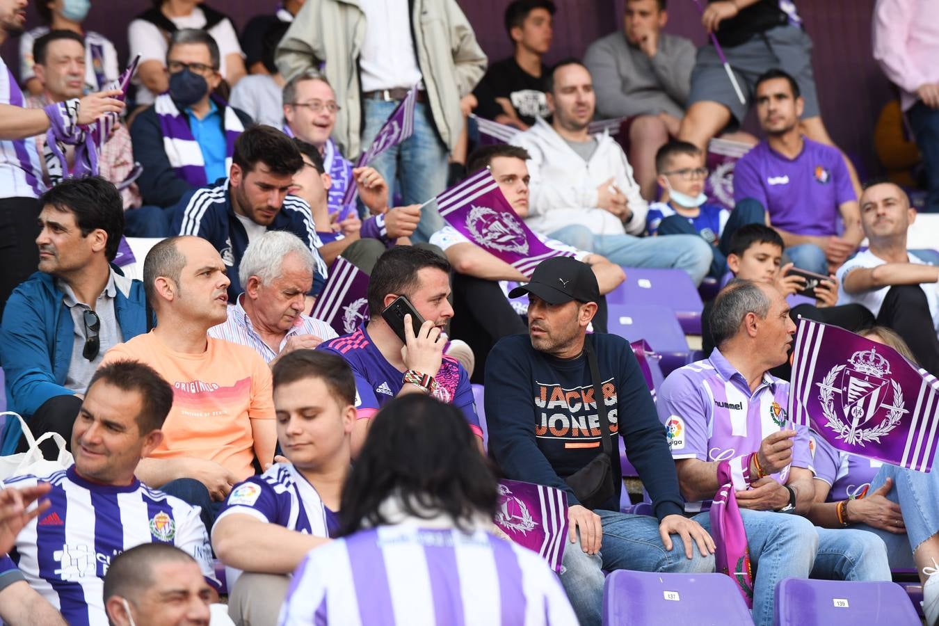 Fotos: Búscate en la grada del Zorrilla (5/6)