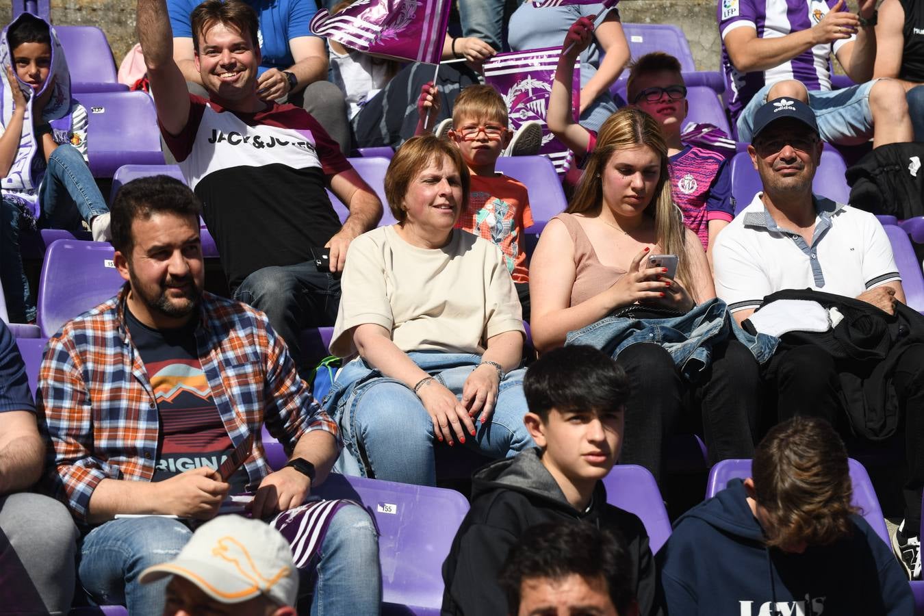 Fotos: Búscate en la grada del Zorrilla (6/6)