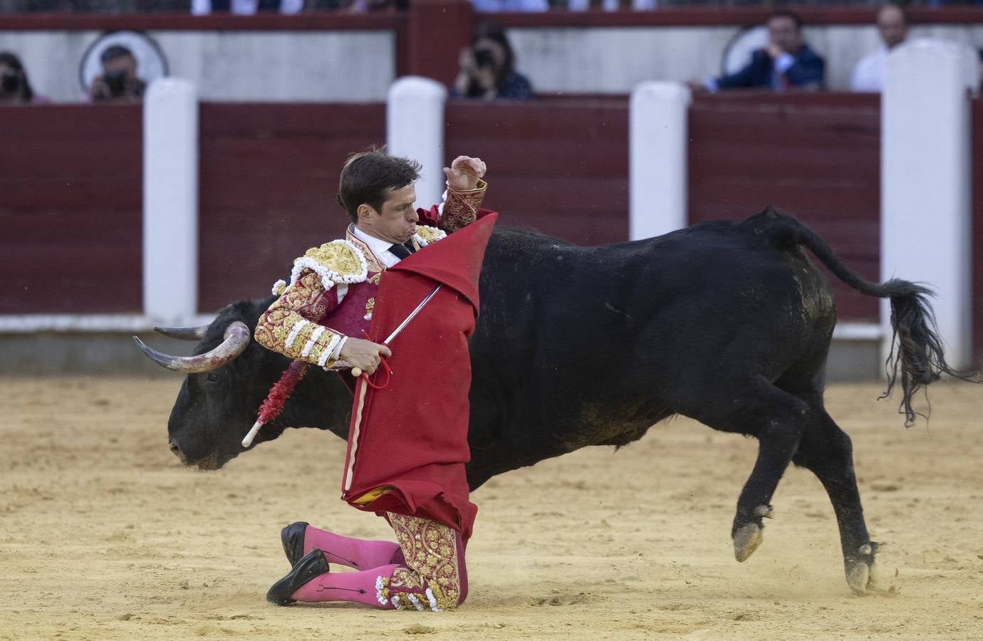 Fotos: Puerta grande en Valladolid para El Juli, Manzanares y Diego Ventura (2/2)