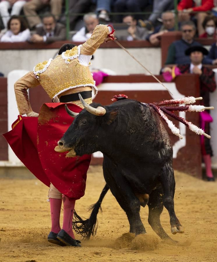 Fotos: Roca Rey y Tomás Rufo abren la puerta grande en Valladolid (3/3)