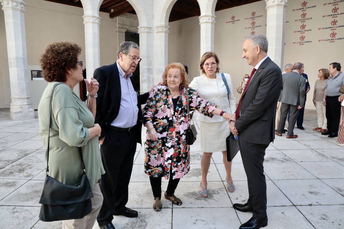 Fotos: Encuentro de la promoción 1964-1970 de la Facultad de Medicina de la UVA