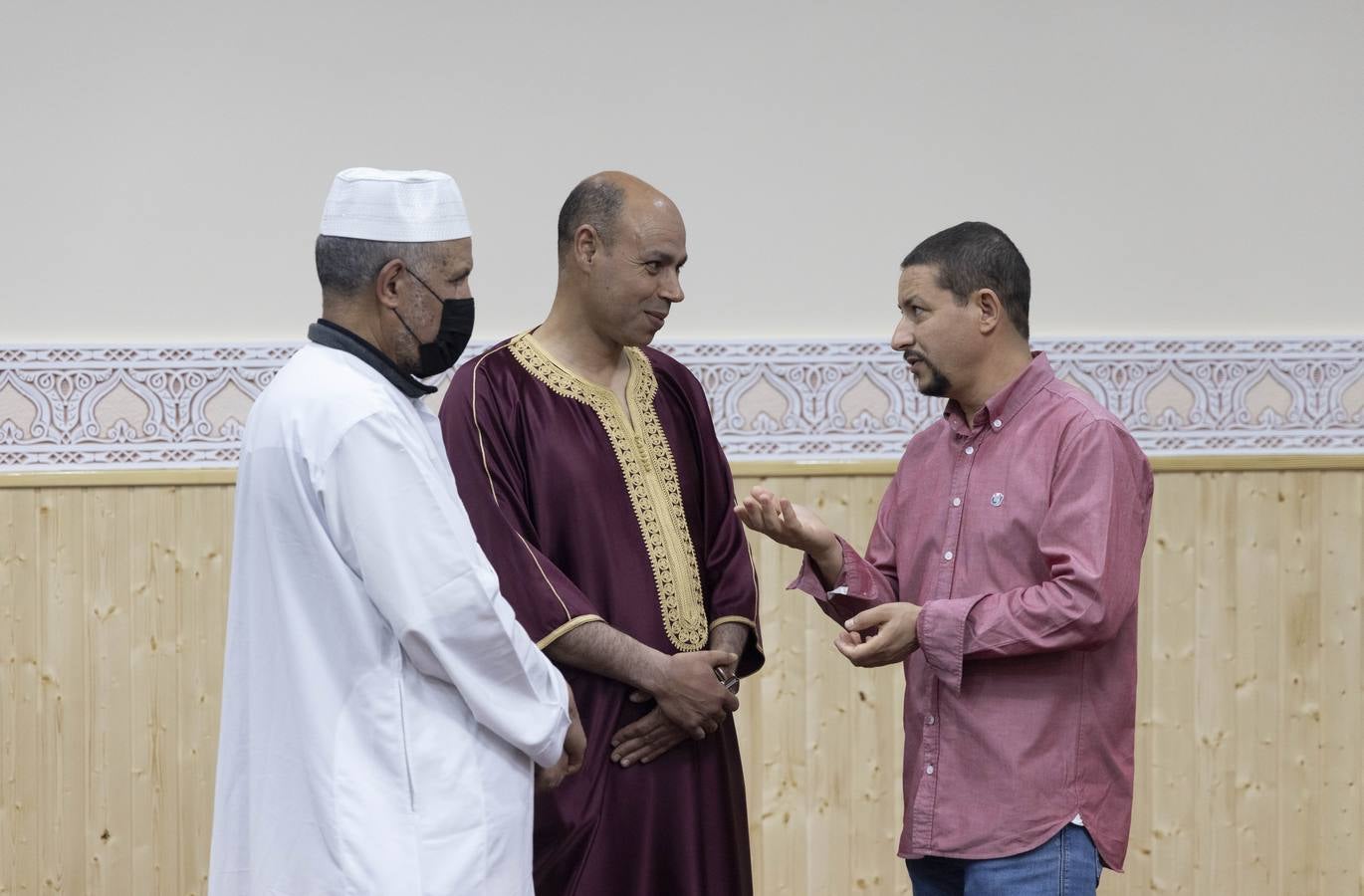 Fotos: La comunidad musulmana de Valladolid inaugura su nueva mezquita