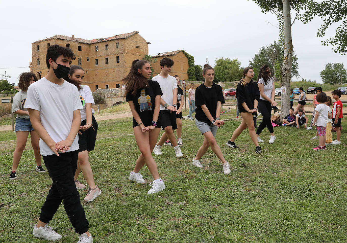 Fotos: Campaña de la asociación Pavia de Palencia contra el acoso escolar