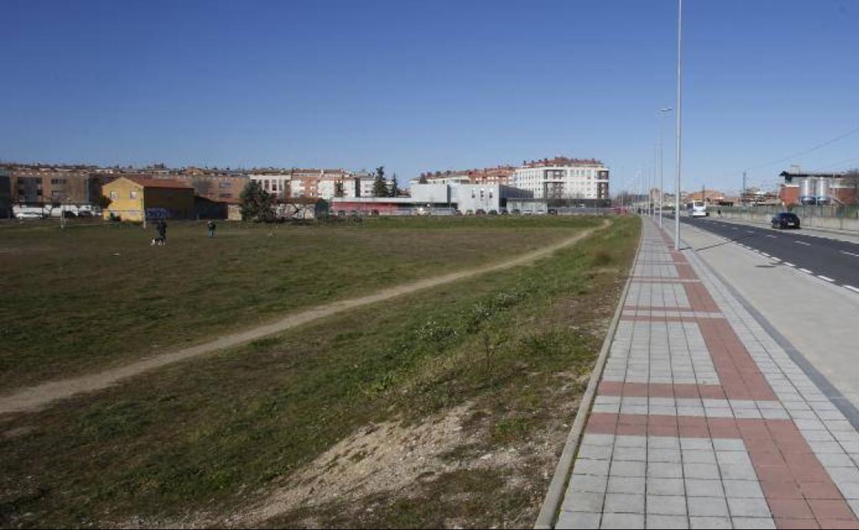 Terrenos de la calle Jardines.