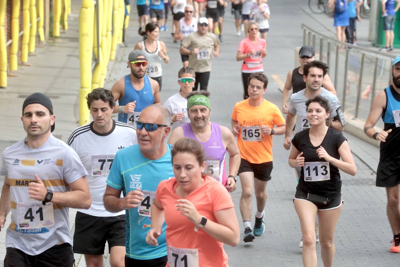 Fotos: La Carrera de La Antigua reúne a medio millar de atletas en Valladolid (1/3)