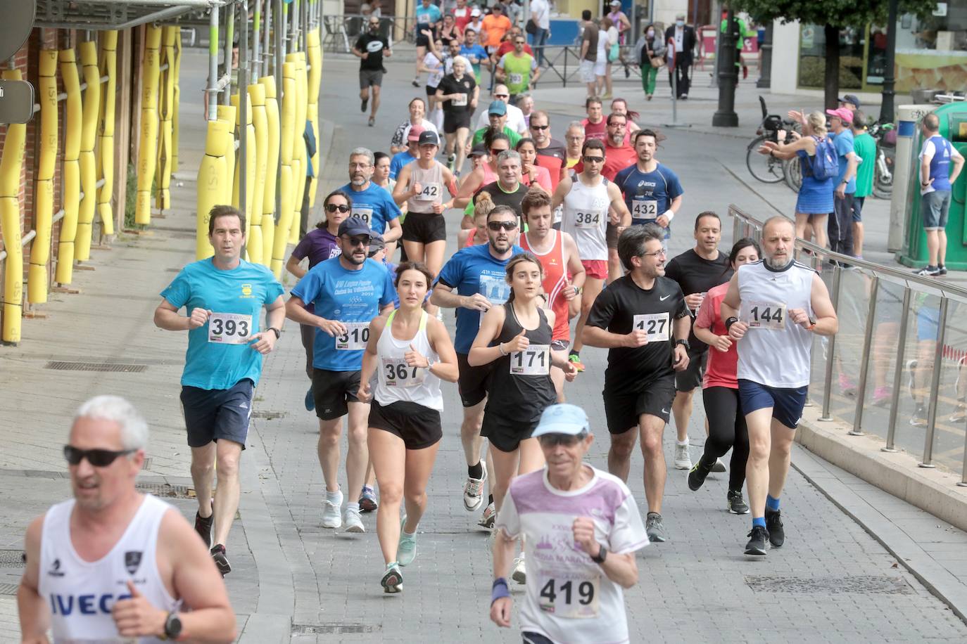 Fotos: La Carrera de La Antigua reúne a medio millar de atletas en Valladolid (1/3)