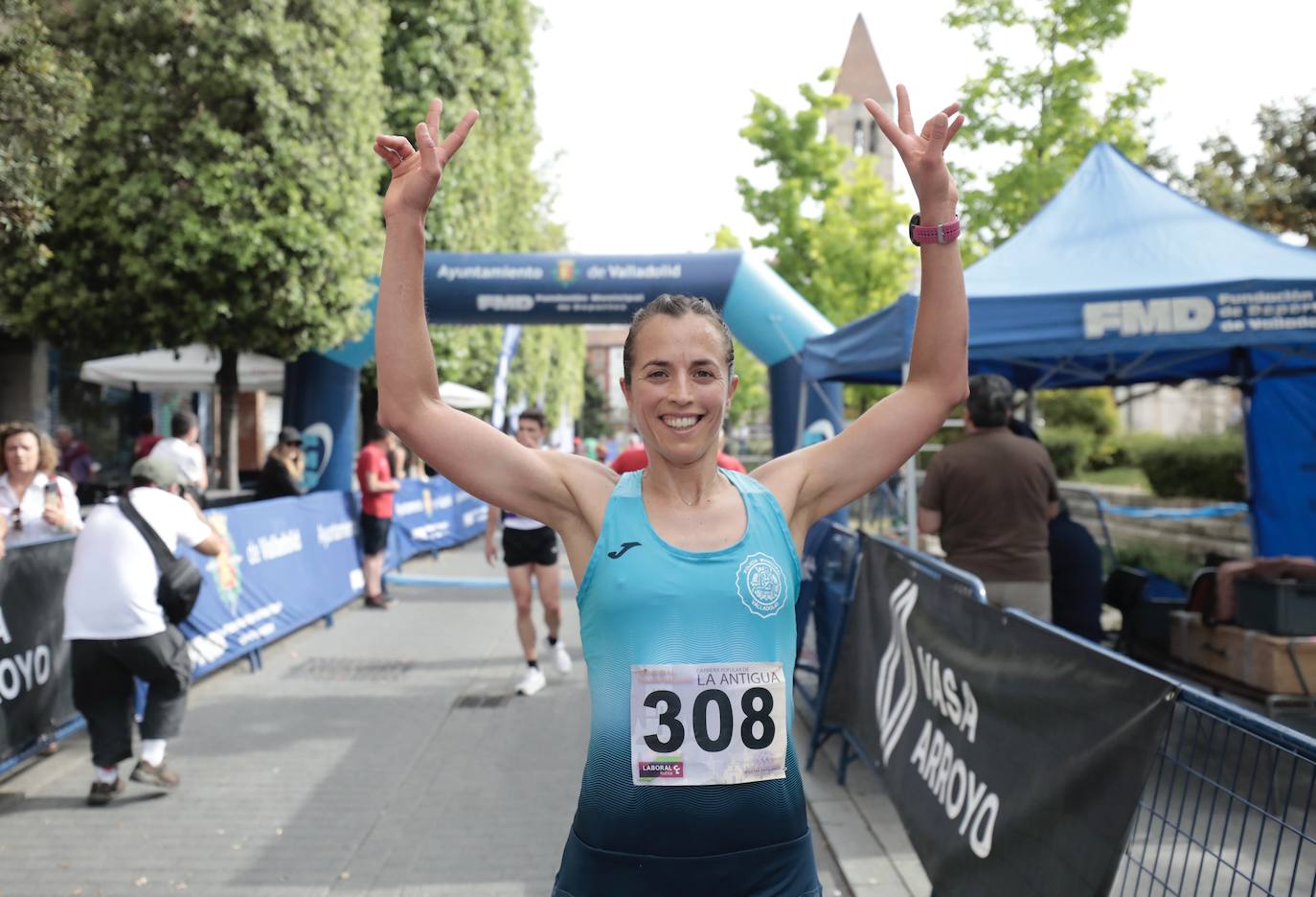 Fotos: La Carrera de La Antigua reúne a medio millar de atletas en Valladolid (1/3)