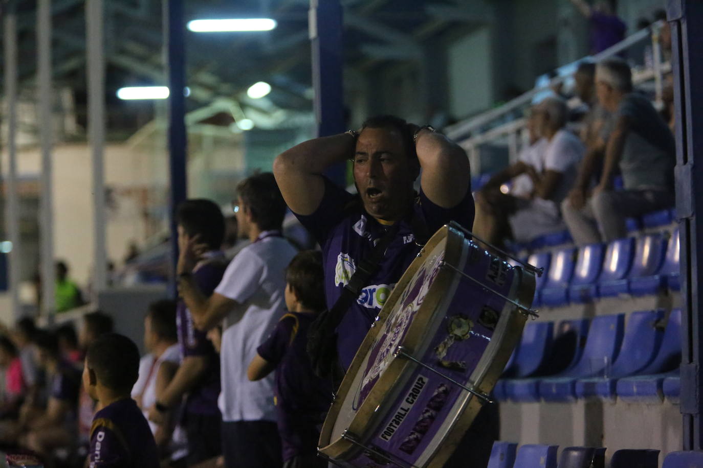 Fotos: Adiós al sueño del &#039;play off&#039; del Palencia Cristo