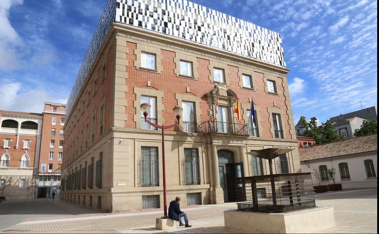 Edificio de los juzgados de Palencia.