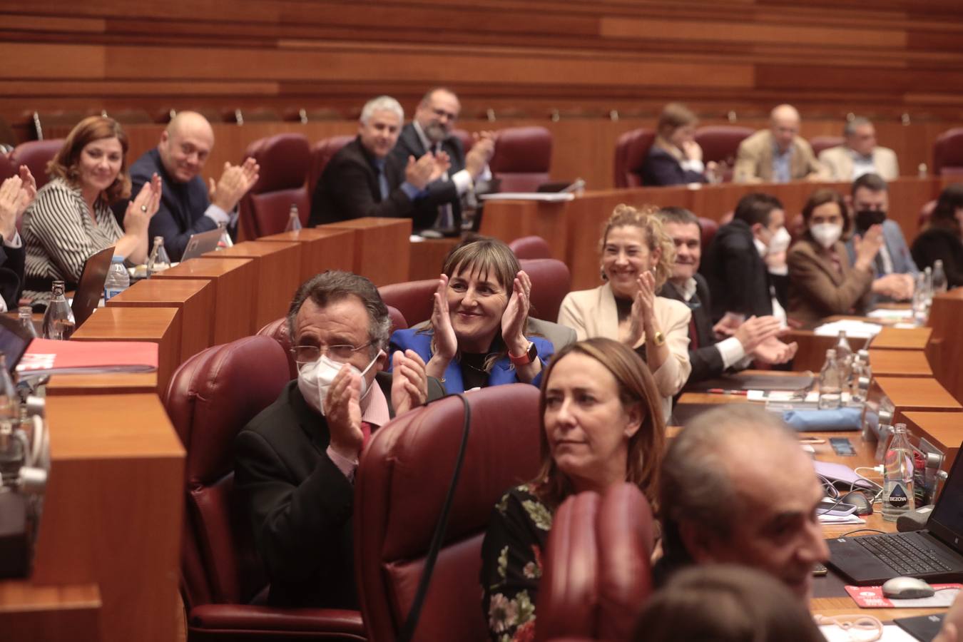 Fotos: Pleno en las Cortes de Castilla y León