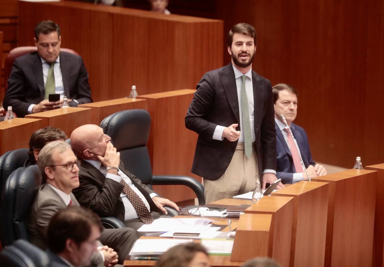 Fotos: Pleno en las Cortes de Castilla y León