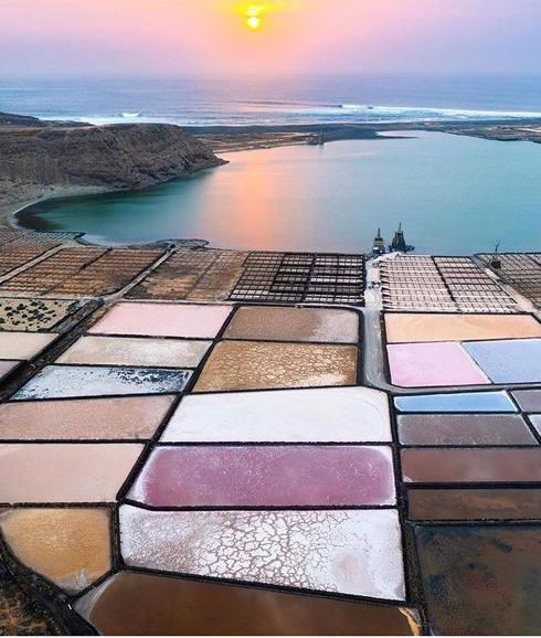 Imagen de las Salinas de Janubio con la que la modelo se quiso despedir de su suegro. 