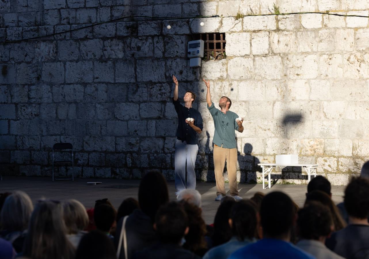 Fotos: Jornada inaugural del Festival de Teatro y Artes de Calle de Valladolid (1/2)