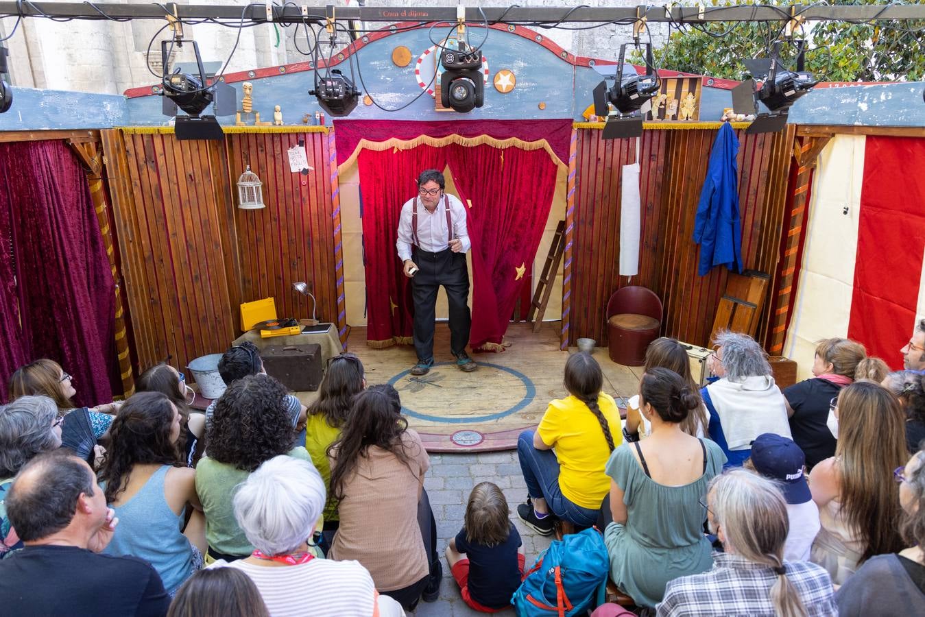 Fotos: Jornada del viernes por la tarde en el Festival de Teatro de Calle de Valladolid