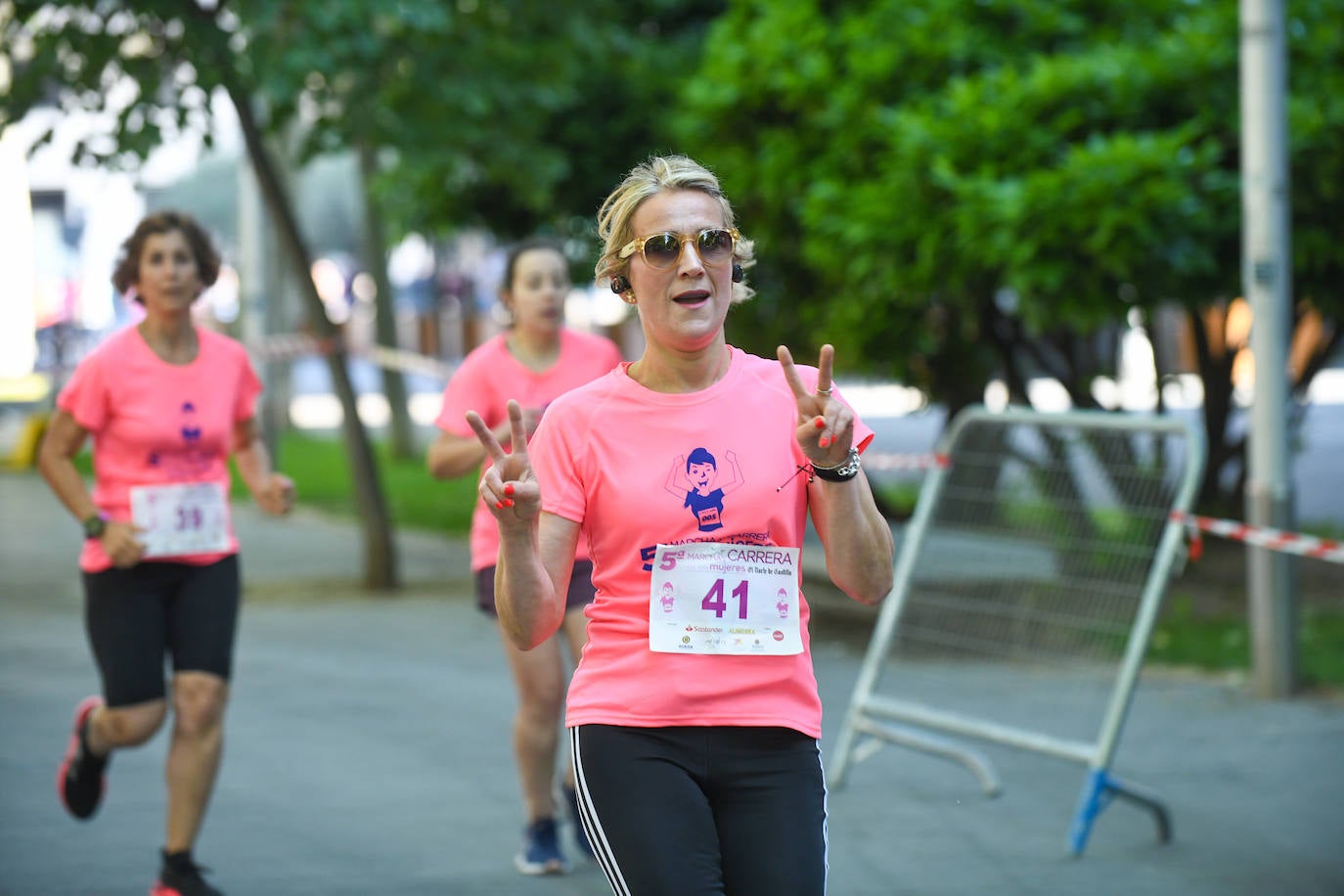 Fotos: La V Marcha y Carrera de las Mujeres, en imágenes (2/5)