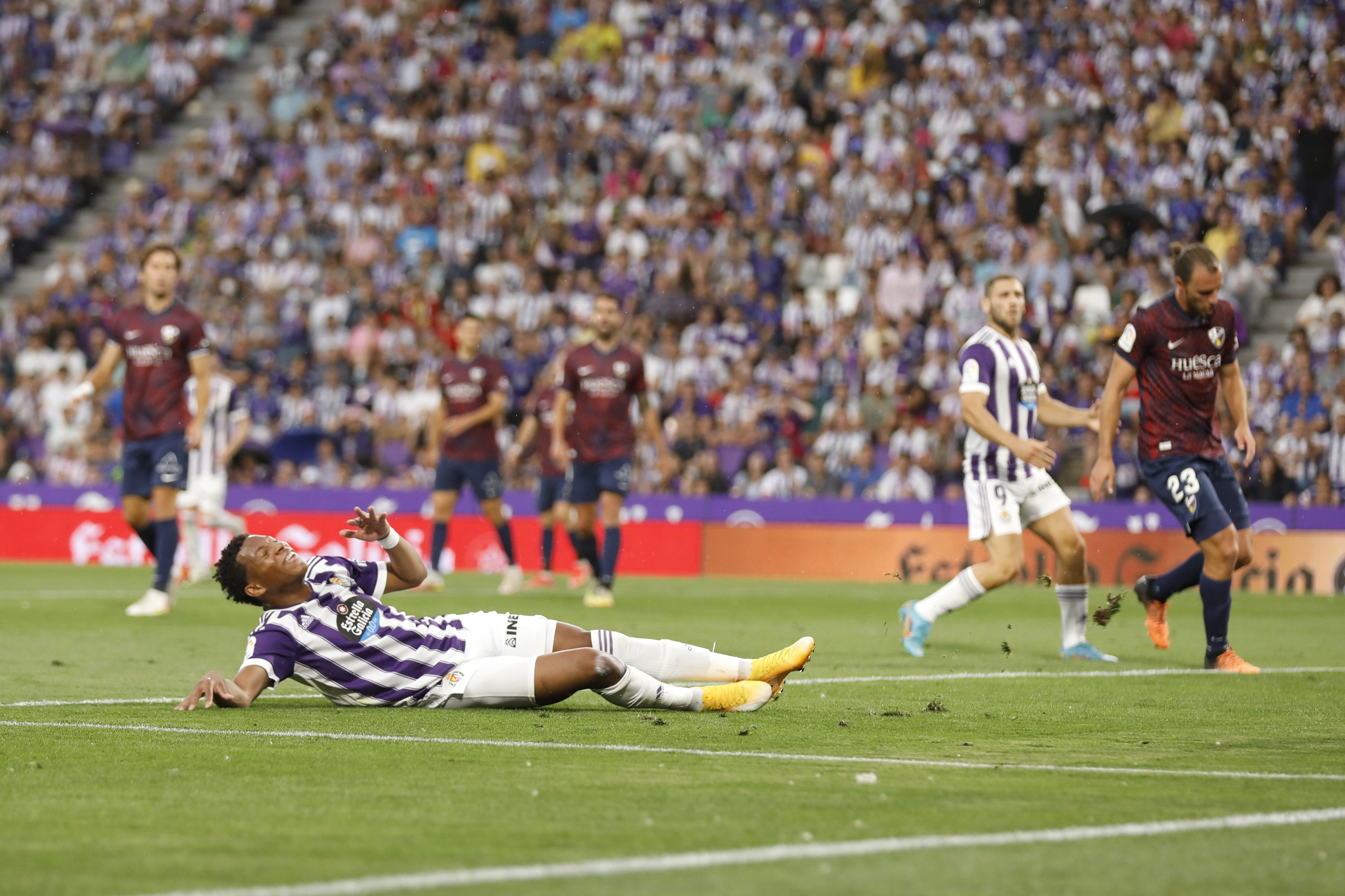 Real Valladolid 3-0 Huesca. 