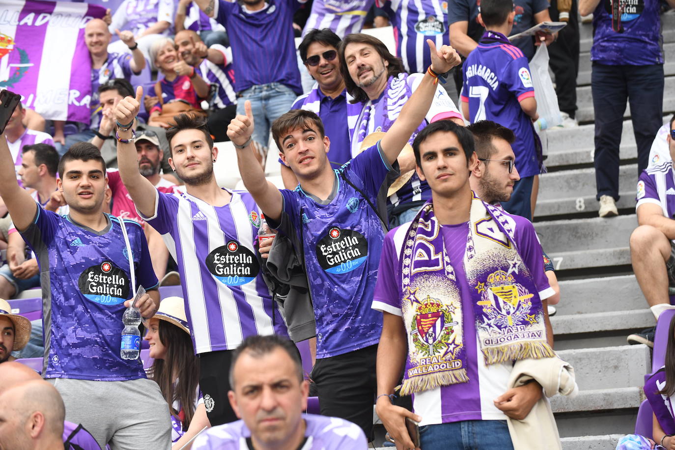 Fotos: Real Valladolid-Huesca. Búscate en la grada (1/8)