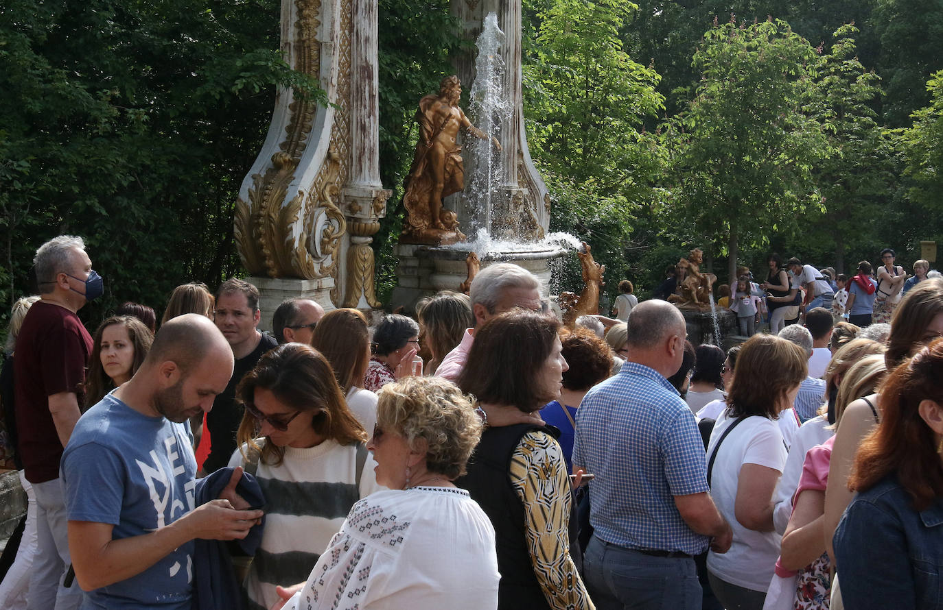 Encendido de las fuentes en el Palacio de la Granja 