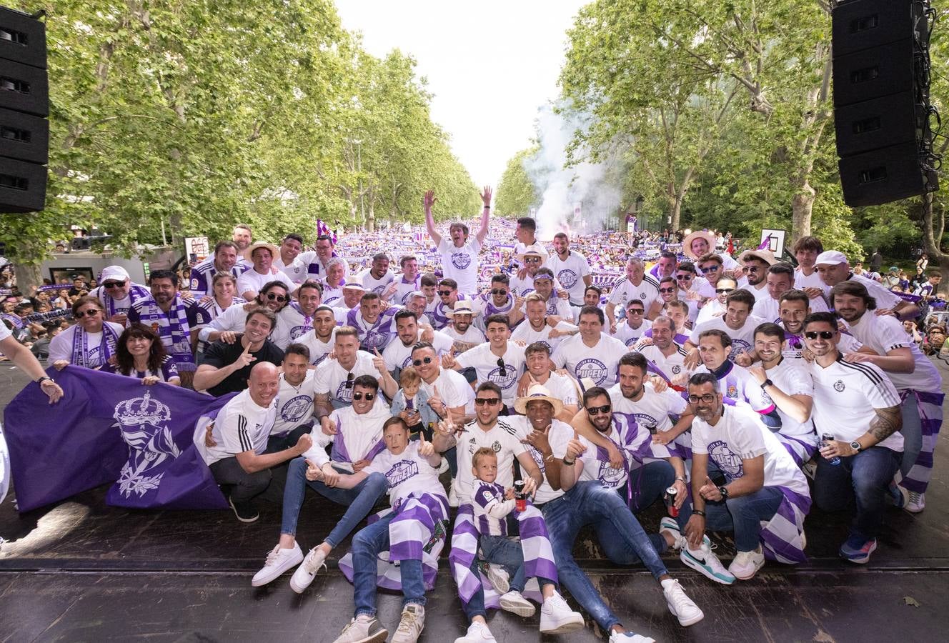 Fotos: El Real Valladolid celebra con su afición el ascenso a Primera Divisón