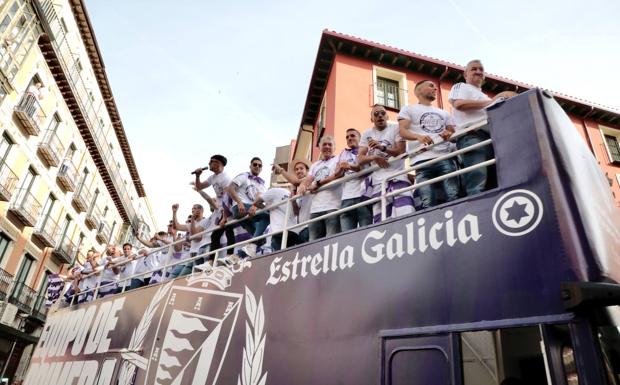 Galería. Paseo en bus turístico.