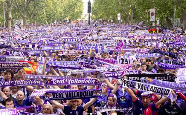 Galería. Fiesta en la plaza de Zorrilla