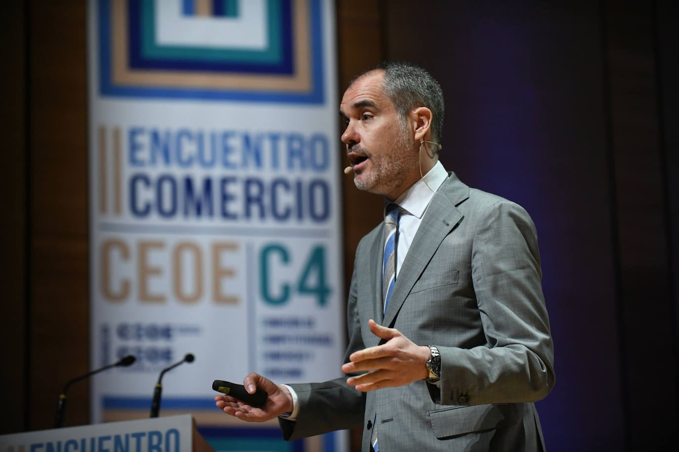 Fotos: II Encuentro de Comercio en Valladolid