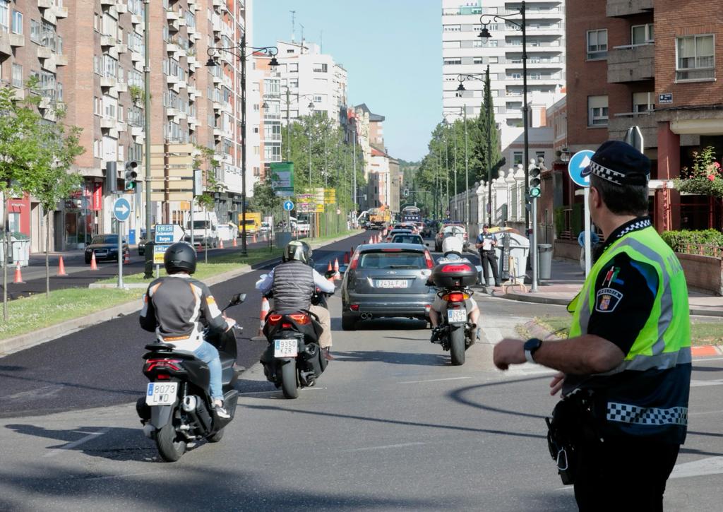 Fotos: Viernes de atascos en Valladolid por las obras