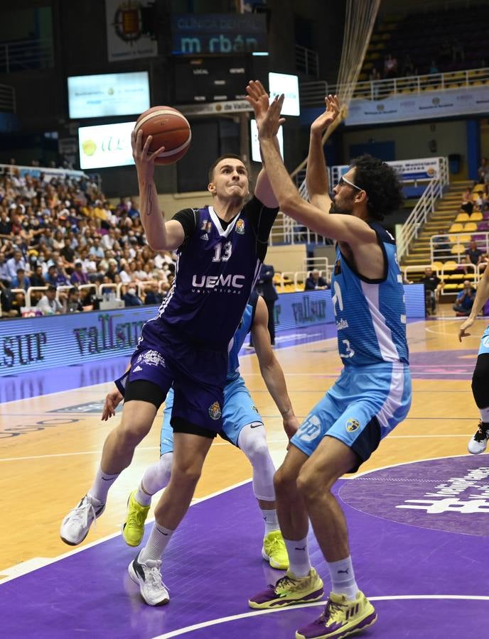 Fotos: Victoria del Real Valladolid Baloncesto ante el Estudiantes (67-54)