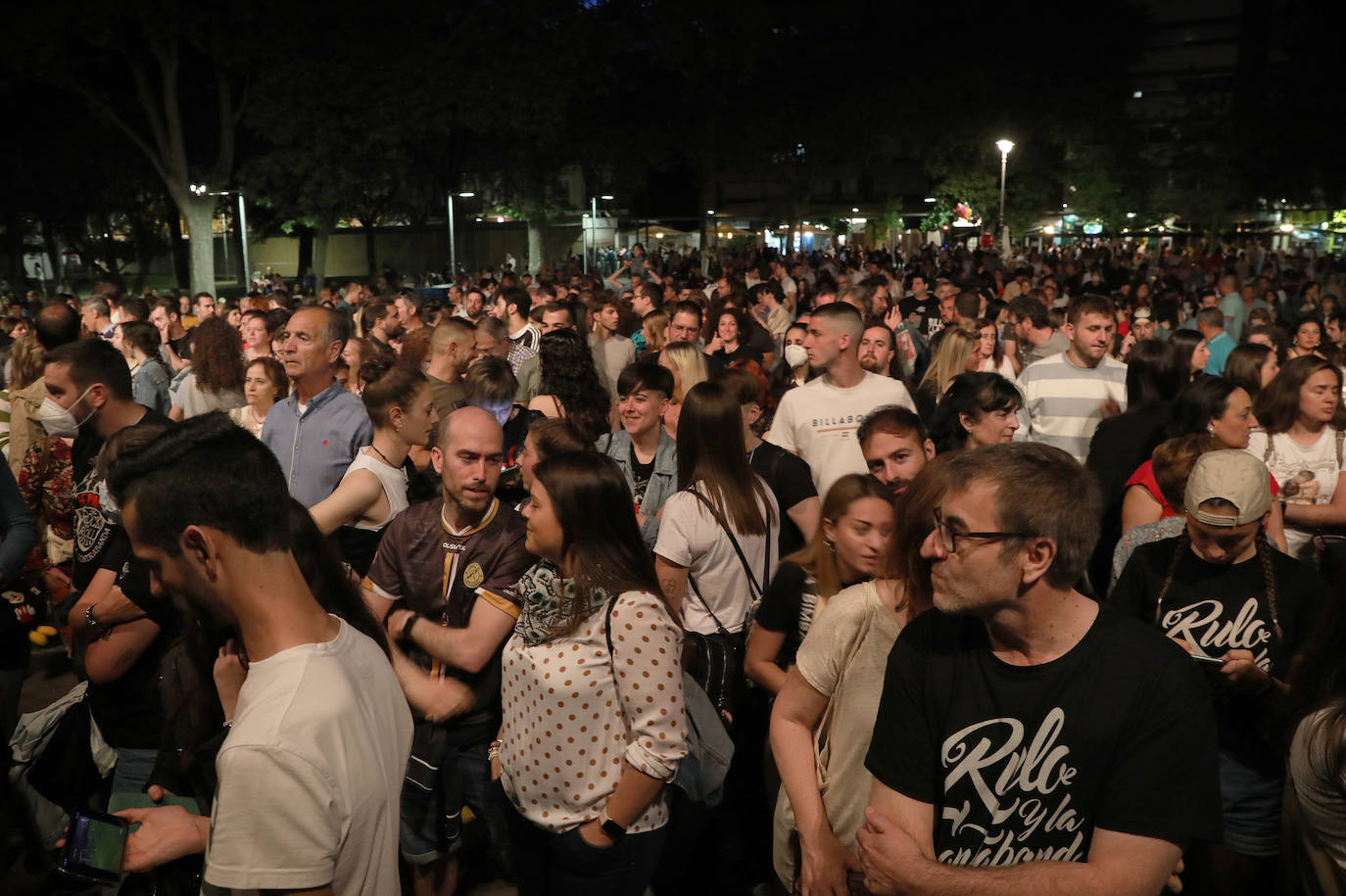 Fotos: Rulo se entrega en la Feria Chica de Palencia