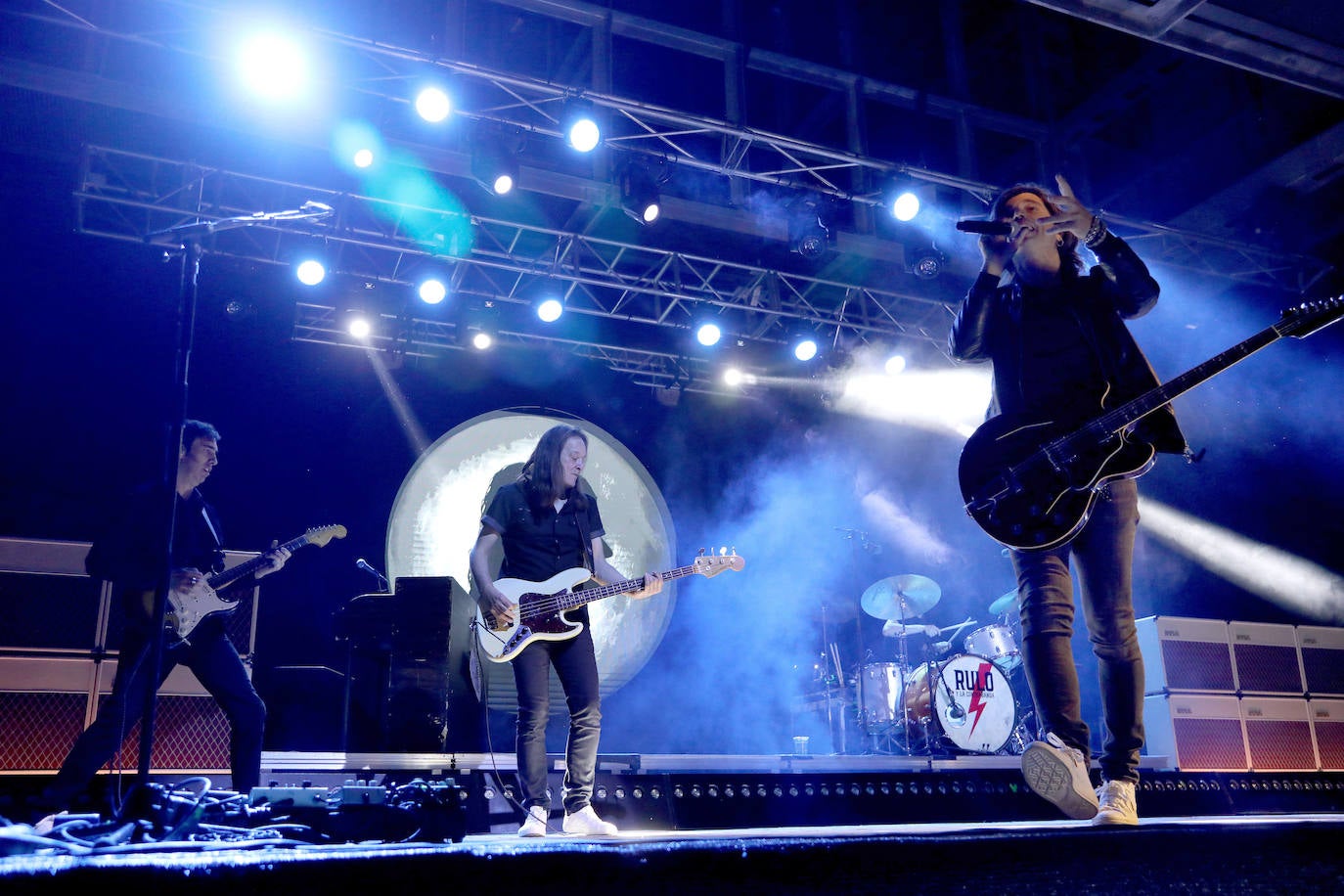 Fotos: Rulo se entrega en la Feria Chica de Palencia