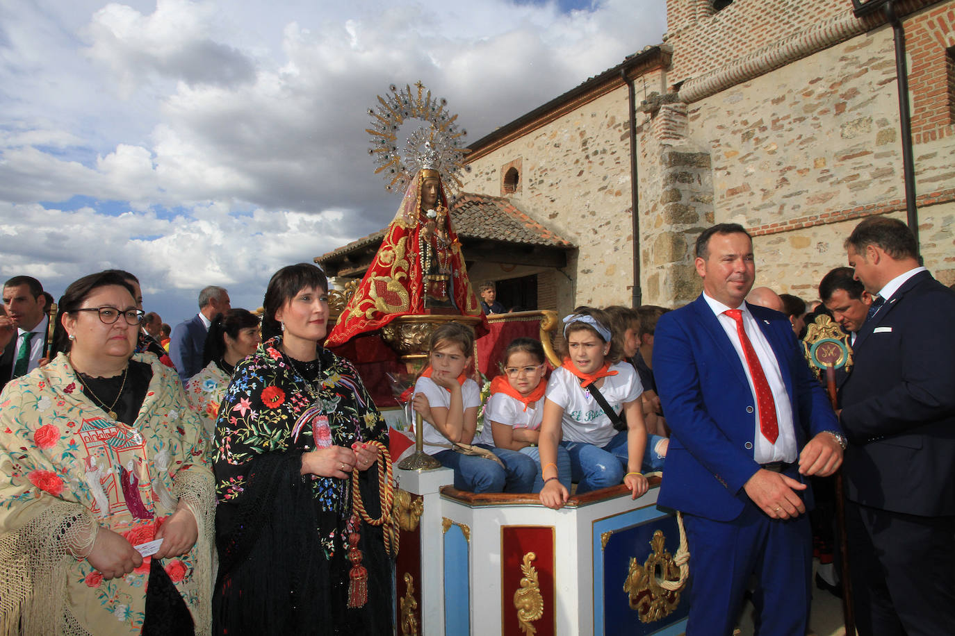 Romería de la Virgen del Bustar celebrada este sábado en Carbonero el Mayor.