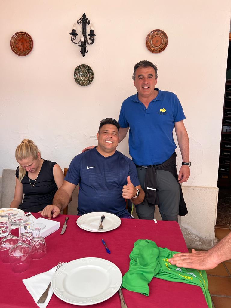 Fotos: Ronaldo inicia el Camino de Santiago como promesa por el ascenso del Real Valladolid