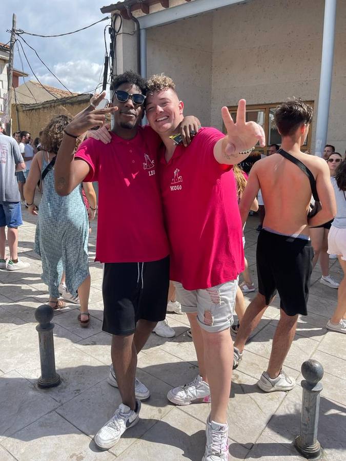 Fotos: Pedida de Rosquillas y coronación de reyes en los quintos de Torrelobatón