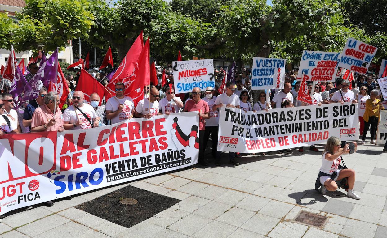 Manifestación en Venta de Baños contra el cierre de Siro el pasado domingo. 