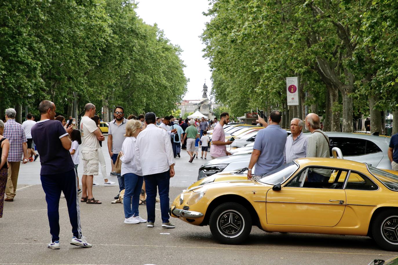 Fotos: Valladolid acoge una muestra de coches de Renault